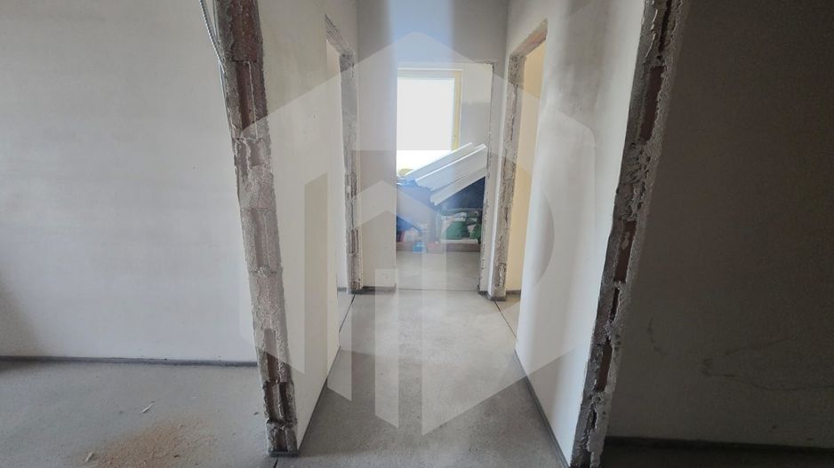 Cvaduplex 4 camere 145 mp teren Calea Cisnadiei - Poză 6