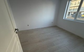 Disponibil imediat. Decomandat. TVA 21% inclus in pret - Poză 9