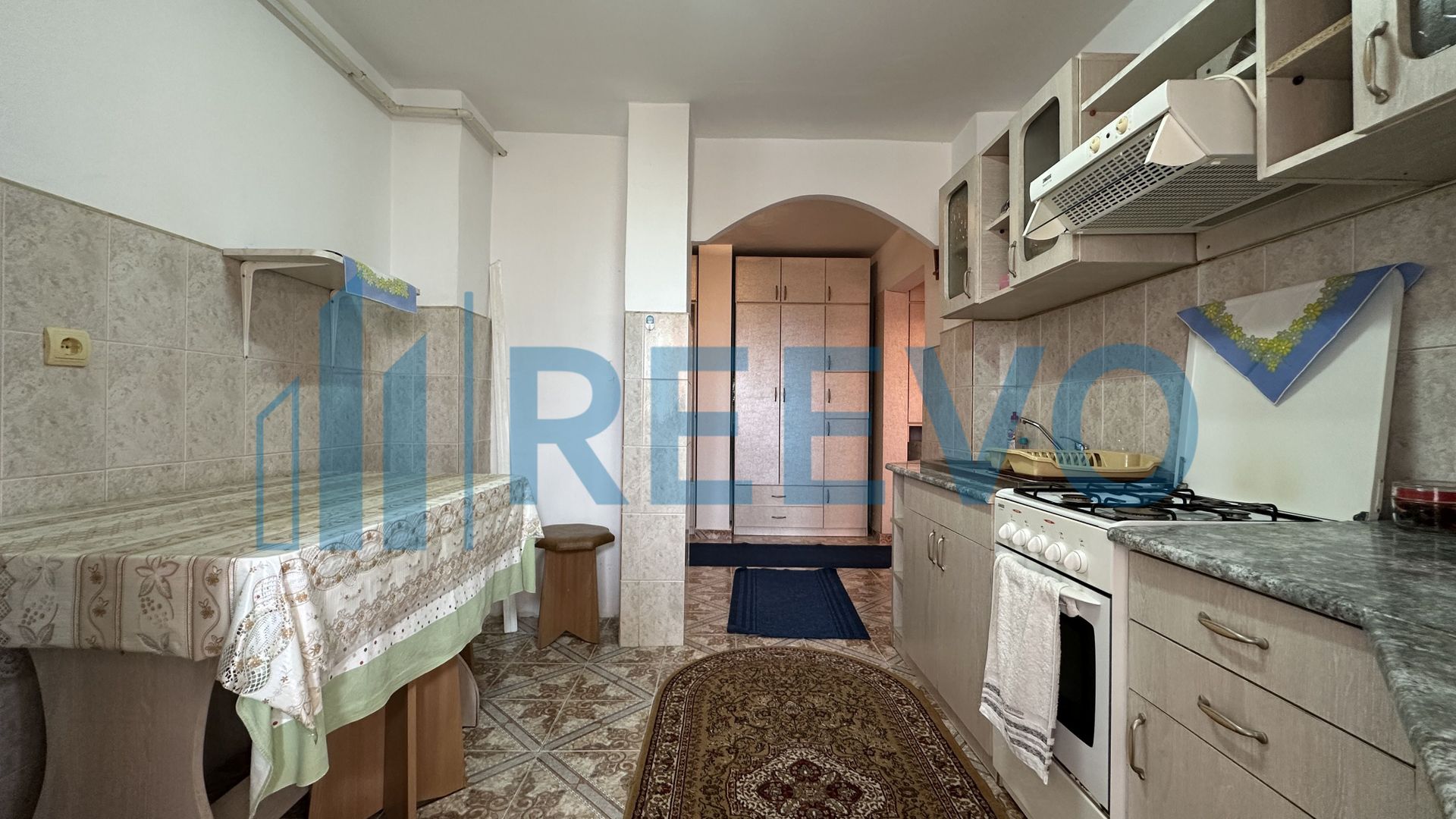 Apartament 2 camere, etaj 3, centru, Buhuși - Poză 5