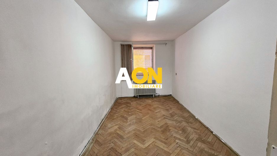 Casa 5 camere, 369 mp teren, zona Centru, pretabila pentru birouri - Poză 16