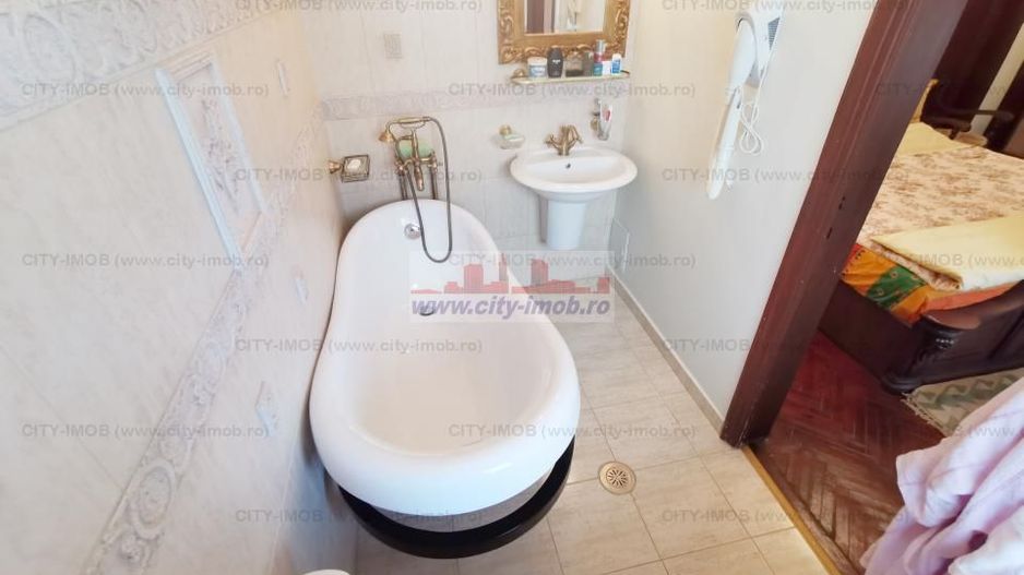 Vanzare apartament doua camere Piata Roamana Amzei - Poză 19