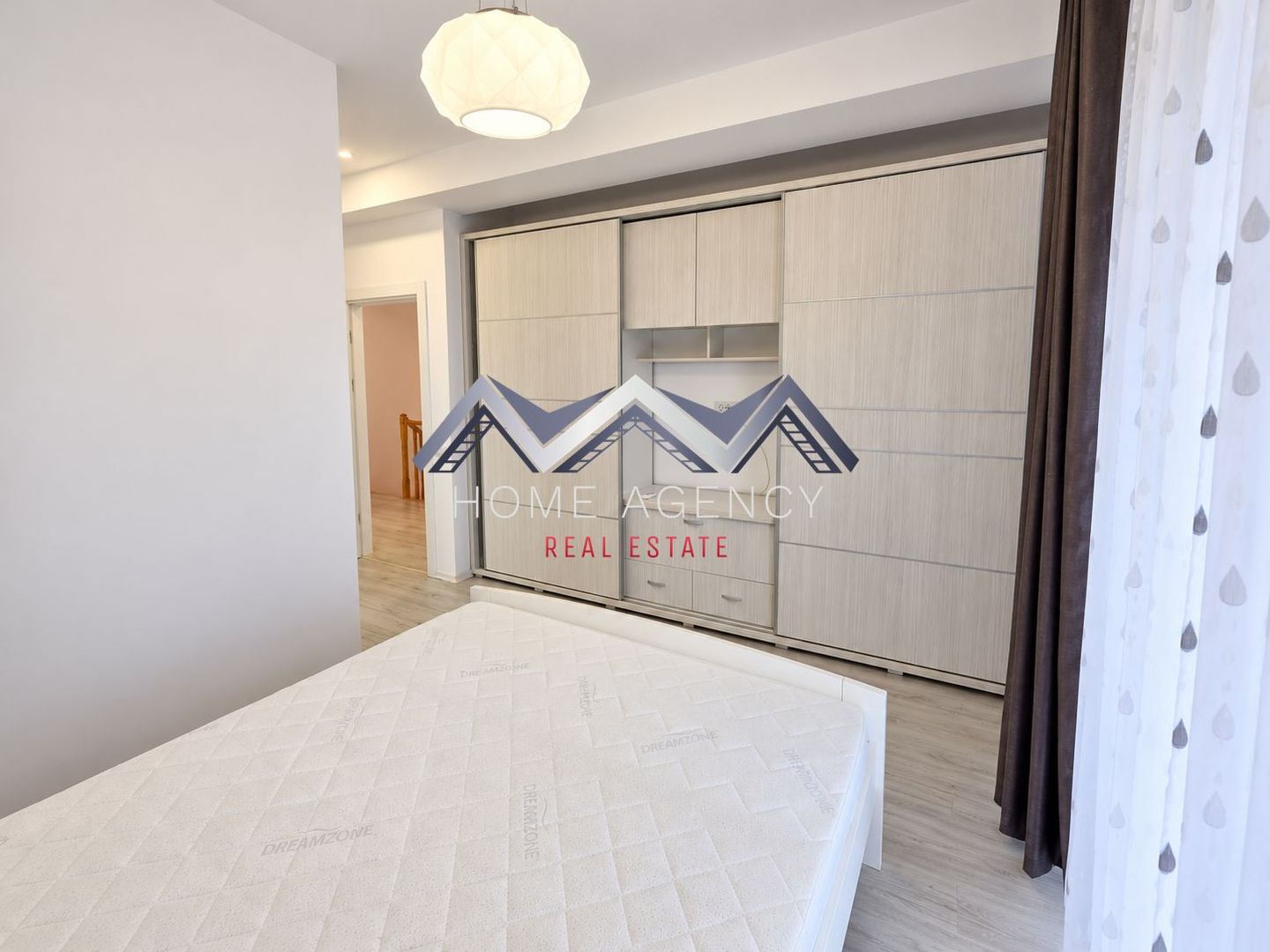 Casă individuală P+1+pod Otopeni - Poză 7