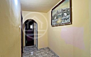 Apartament cu 3 camere de vanzare in zona Rogerius, Oradea - Poză 4