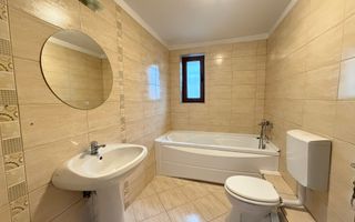 Casa deosebita de inchiriat- zona Mihai Romanul - Poză 14