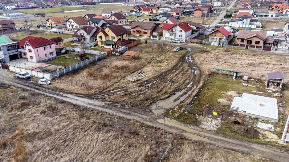 Teren intravilan construcție casă individuală Sânleani - Comision 0% - Poză 4