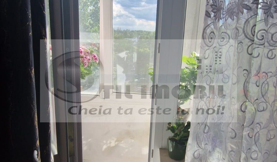 Ap 3 camere, decomandat - Podul de Piatra - 107.000 Euro - Poză 7