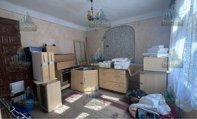 Casă de vânzare cu 3 camere - Poză 9