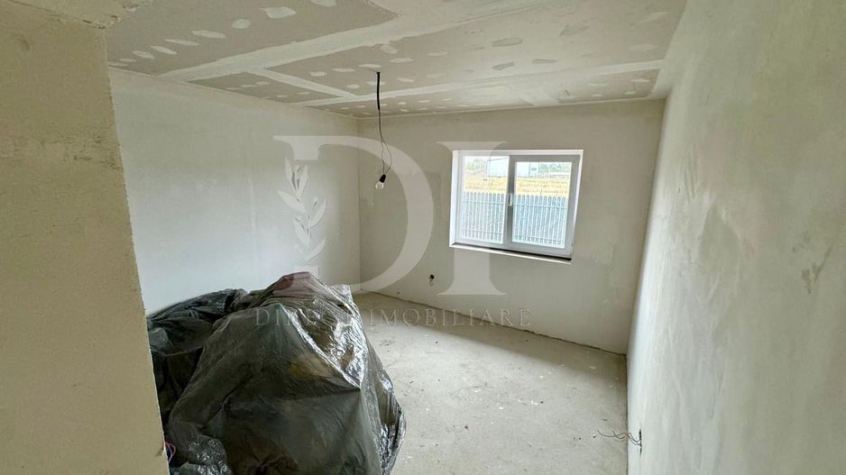 Casa semifinisată | teren liber 675 mp  | Zona Jucu - Poză 24