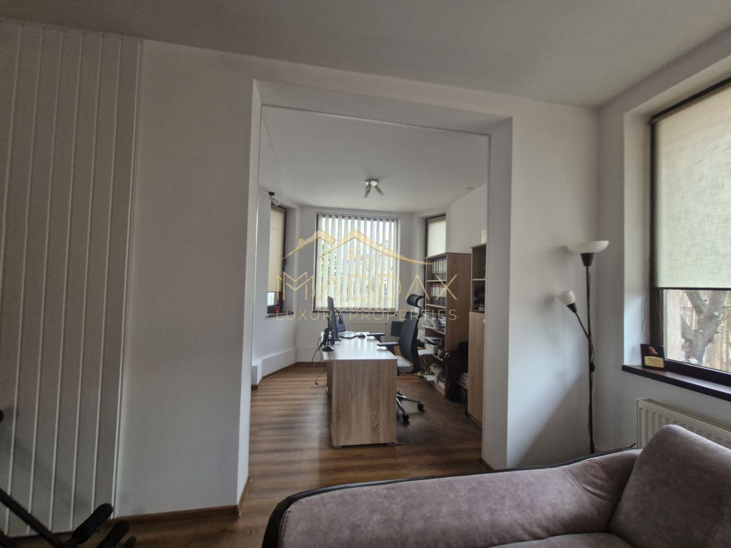 Vilă *5 camere // Cartier Ion Creangă // Sector 2 - Poză 16