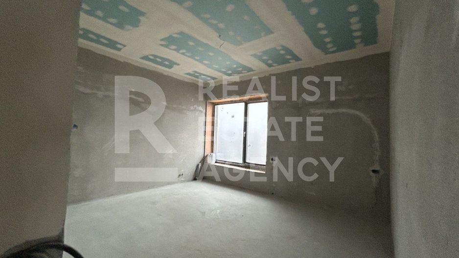 Casă P+1, 315 m² utili | Teren 1.300 m² | Pe malul lacului Ostratu - Poză 11