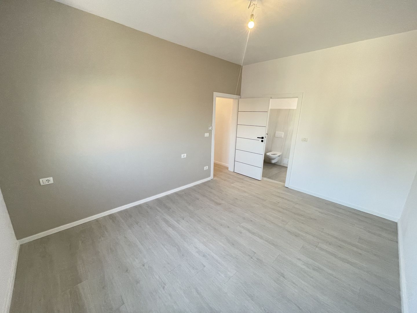 Dezvoltator| Apartamente disponibile imediat | 3 camere | 2 bai - Poză 11
