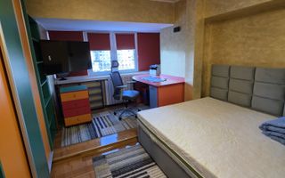 4 camere - etaj 1 - 94mp -mobilat-utilat- centrala - parcare - Teatru - Poză 7