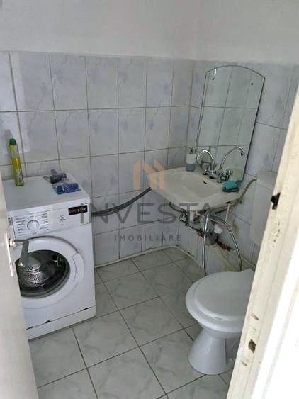 Apartament cu 3 camere decomandat, garaj si boxa, zona Piata Zorilor - Poză 8