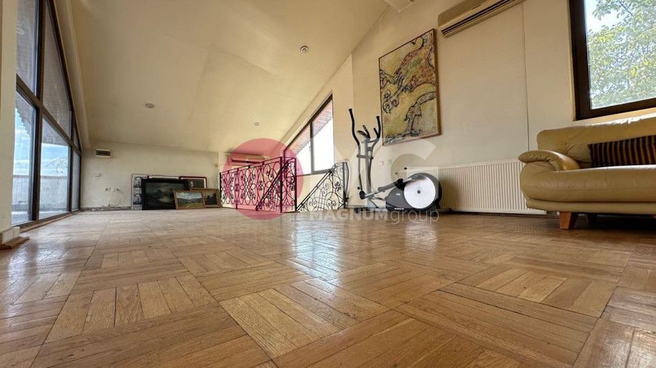 Vila de vanzare Pipera- Drumul Negru - 2500 mp teren - Poză 6