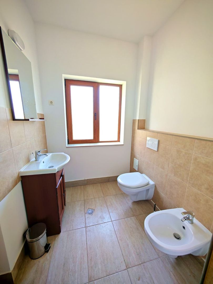 Casa / vila,  pensiune investitie zona Sacele, Brasov - Poză 19