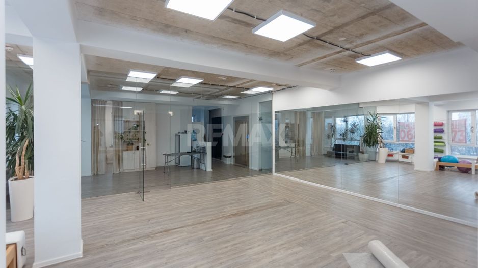 Spațiul comercial/ oficiu  spre chirie - Poză 1