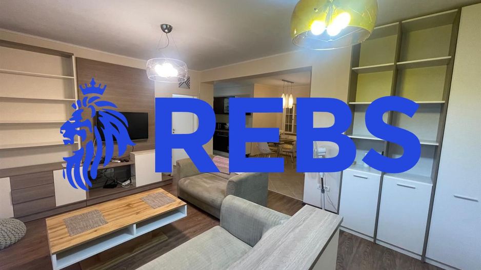 Apartament cu 3 camere la curte in zona Complexului Studentesc open space - Poză 1
