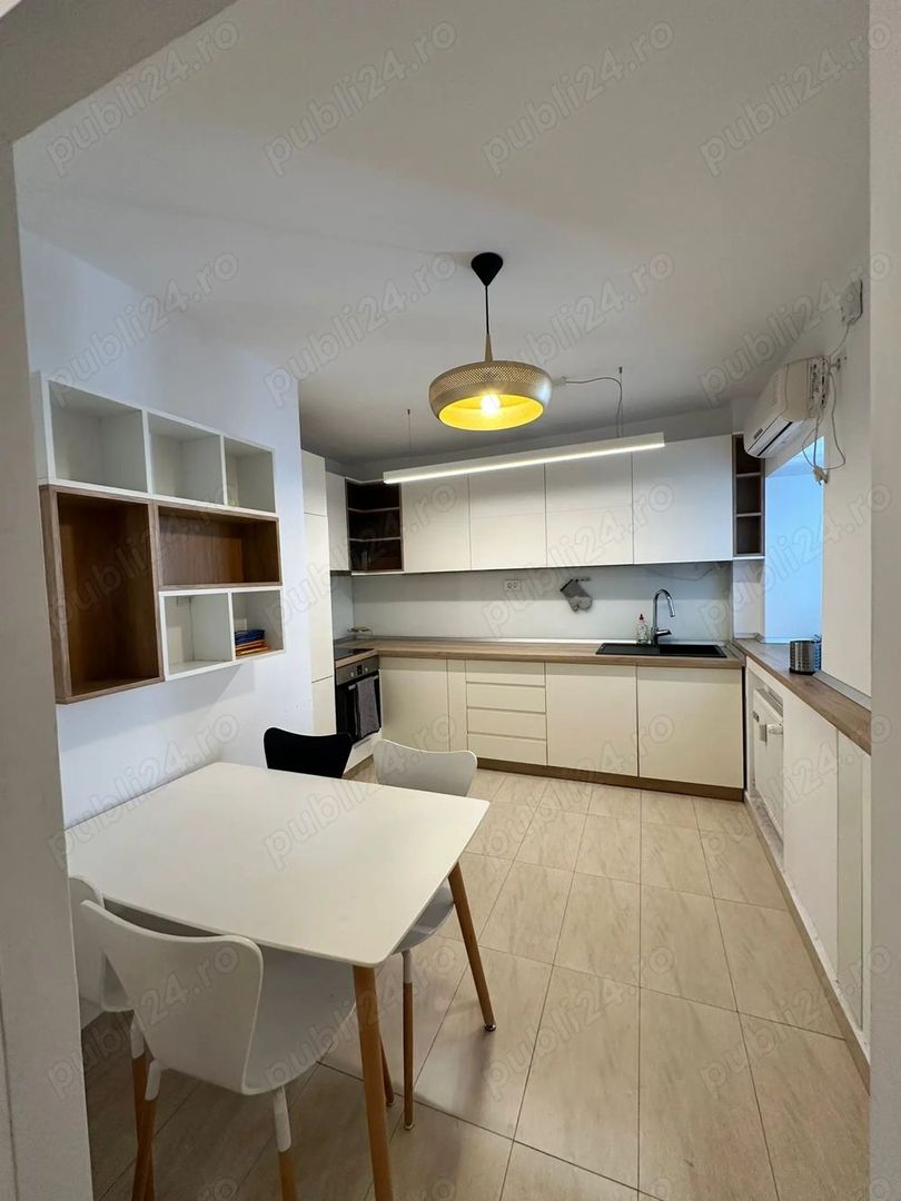 De inchiriat Apartament  3 camere Romana sector 1 - Poză 4