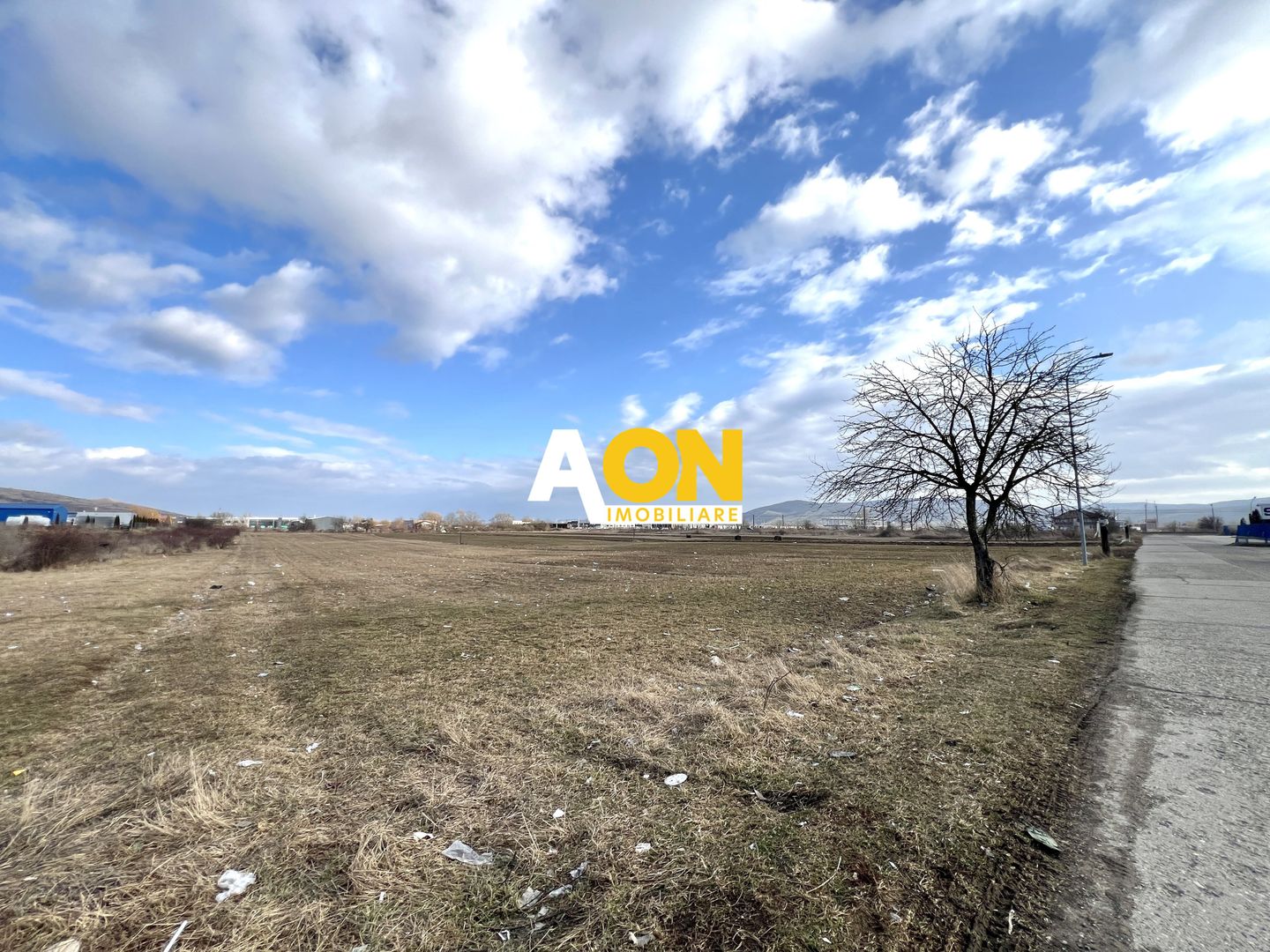 Teren Mixt Industrial, 9400mp, toate utilitatile - Poză 1