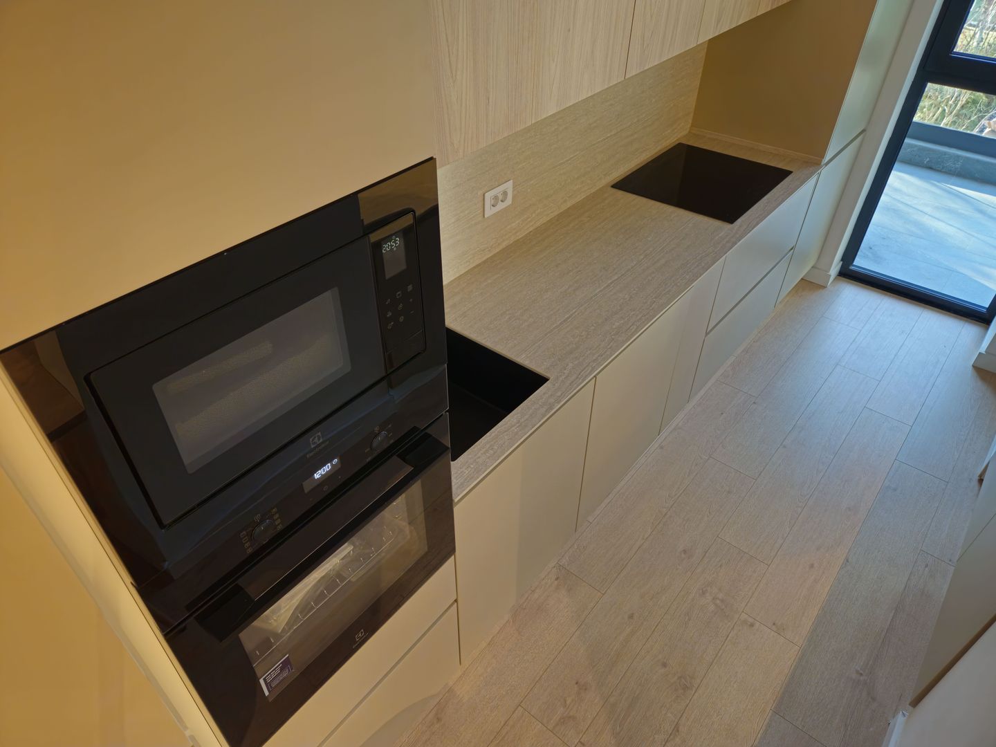 Apartament Nou 3 Camere de Închiriat - Iancu Nicolae, 95 m, NOU LUX - Poză 11