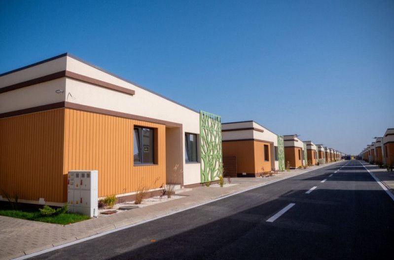 Casa individuala, 4 camere, Cu panouri si pompa de caldura, Mobilata - Poză 6