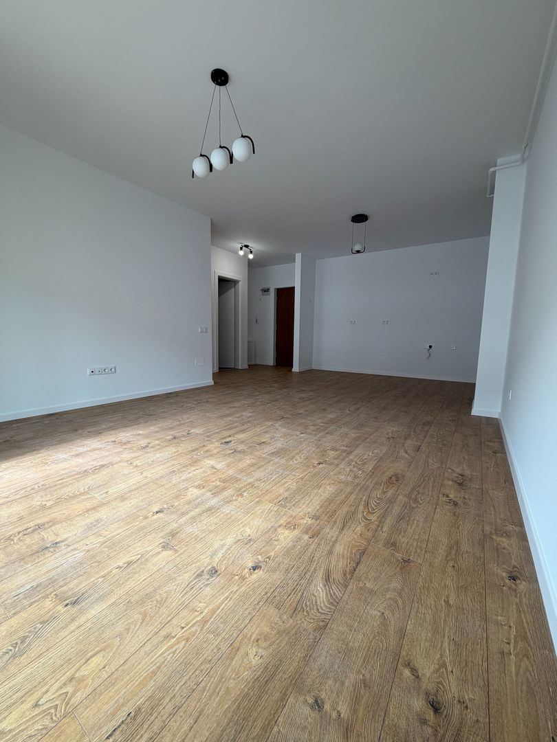 Apartament cu două camere,  semidecomandat, finisat | Zona Eroilor - Poză 3