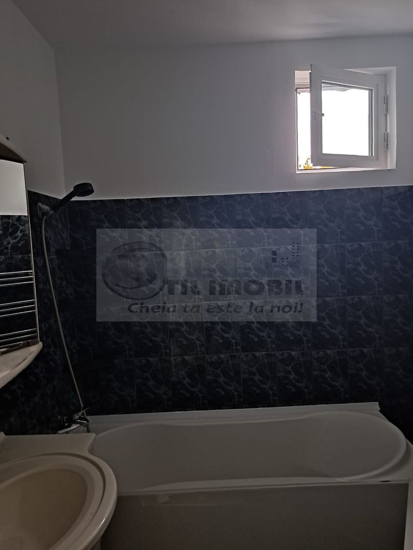 Casa/Vila de inchiriat Sararie - 700 euro - Poză 12