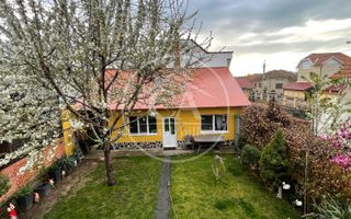 Casa de vânzare cu 7 camere in zona Nufarul, Oradea - Poză 4
