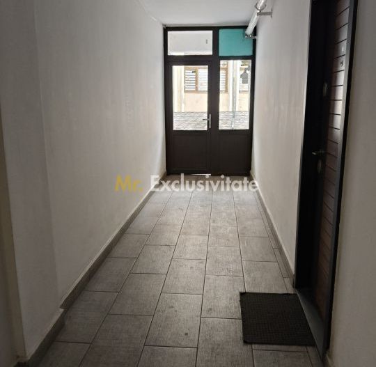 Garsonieră 42 mp de închiriat – zonă ultracentrală Târgu Jiu, ideală birou - Poză 6