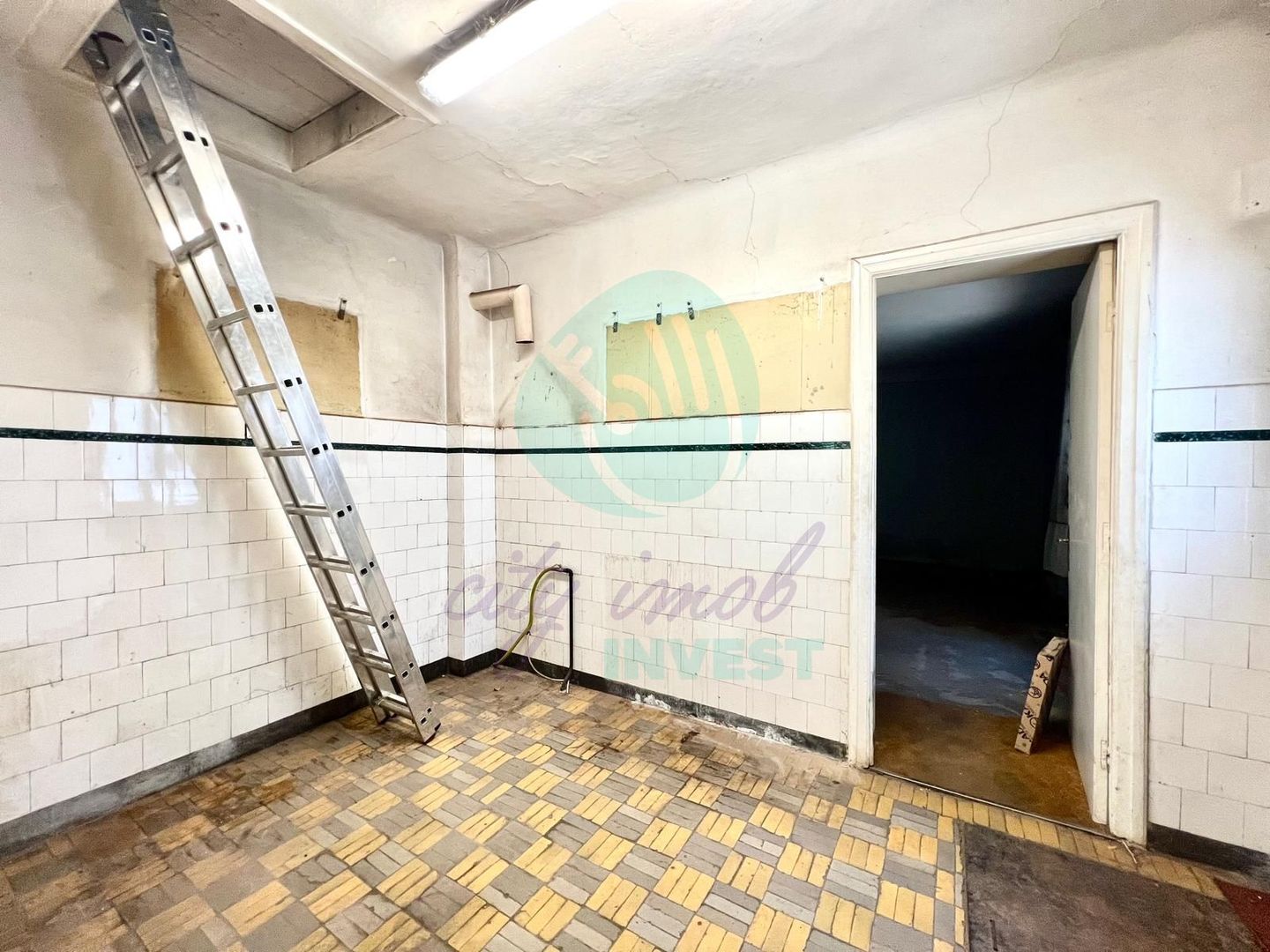 Casa in Cotroceni- Oportunitate Investitie-Curte - Poză 8