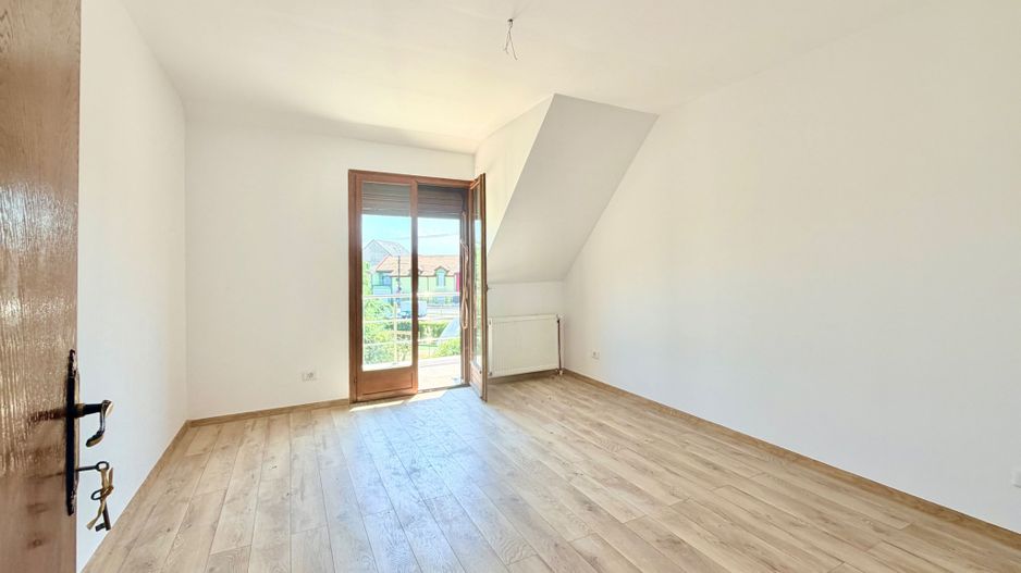 Casa de Închiriat in Braytim - Poză 4