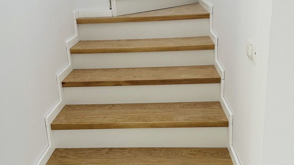 Duplex nou cu 5 camere despartit prin garaj - Dumbravita - Poză 3