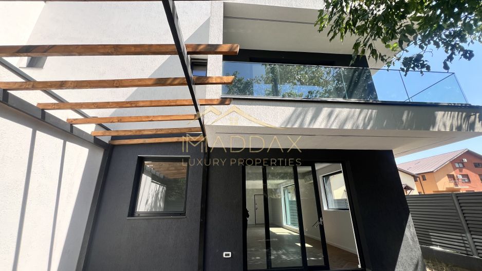 Vilă **6 camere  **451mp // Zona Iancu Nicolae - Poză 63