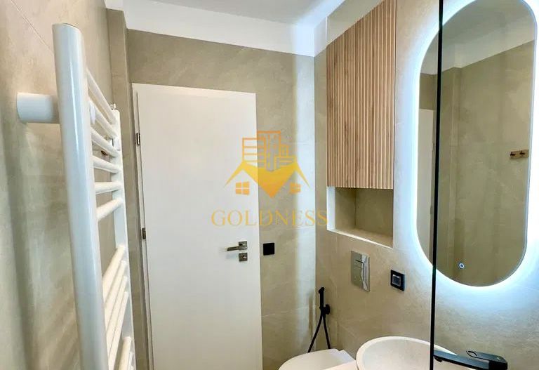 2 camere semidecomandate, Prima Inchiriere, Hotel Royal Gheorgheni - Poză 8