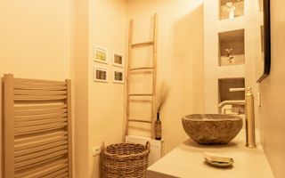 Apartament superb cu 2 camere de vanzare in zona ultracentrala! - Poză 14