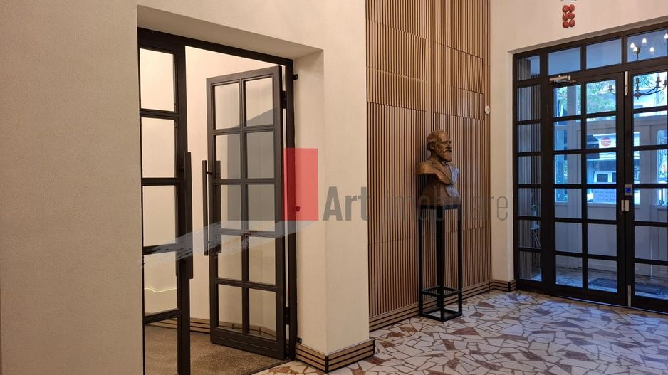 Apartamentul "SCARSITA" , bloc exclusivist, bloc nou - Poză 1