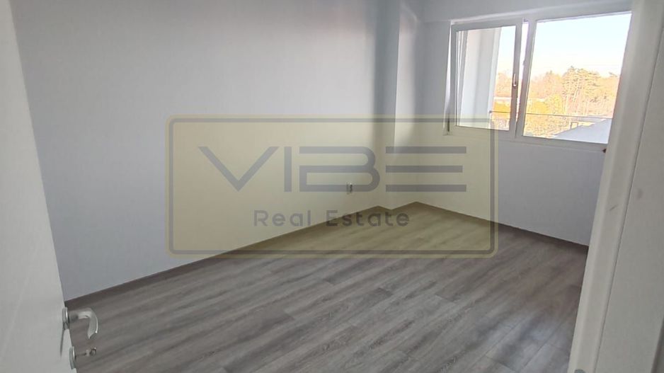 Copou- Sadoveanu- 2 camere -50mp- Priveliste la bulevard ! Predare Imediata ! - Poză 4