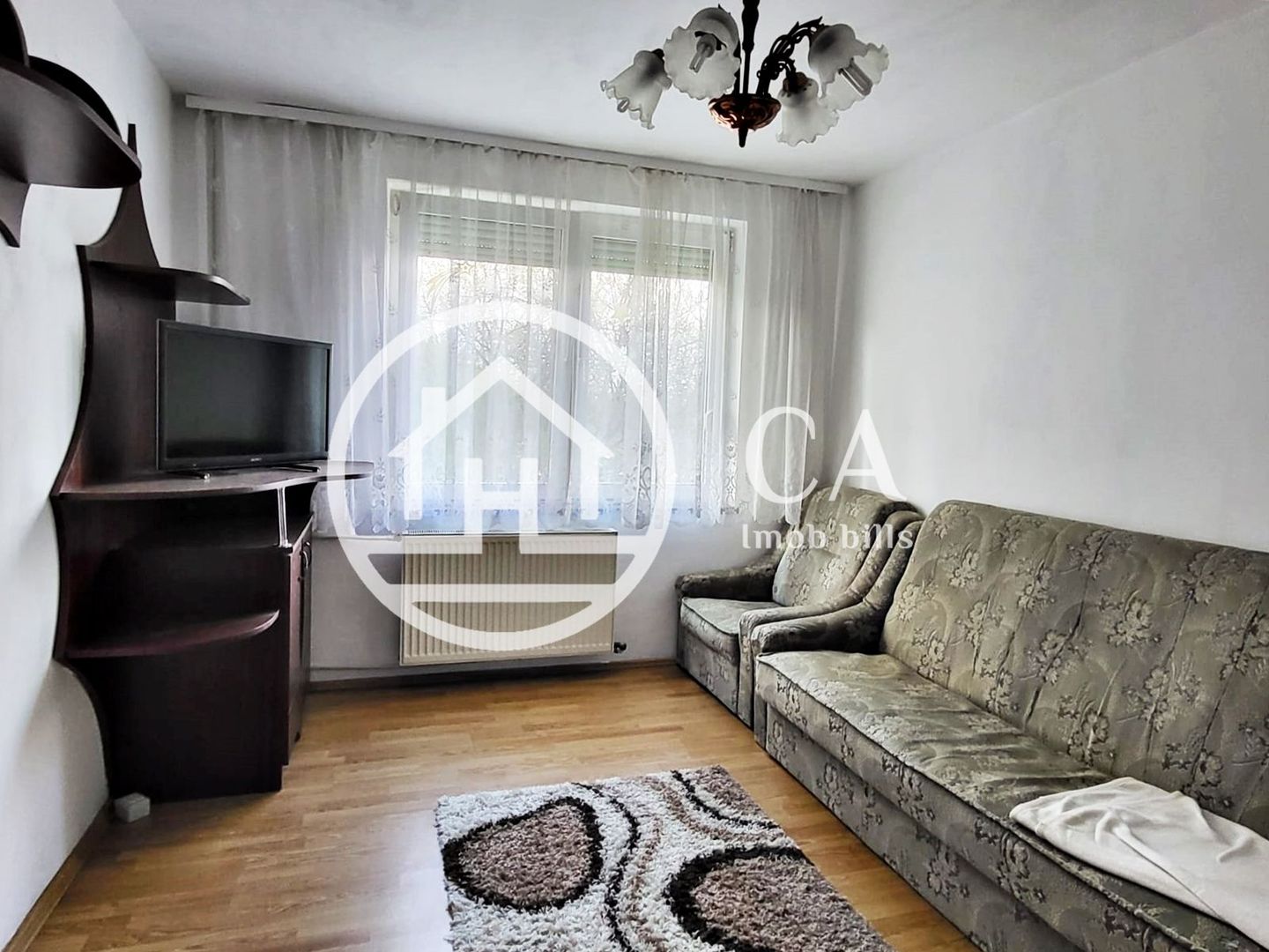 Apartament de închiriat cu 3 camere în zona Rogerius, Oradea - Poză 2