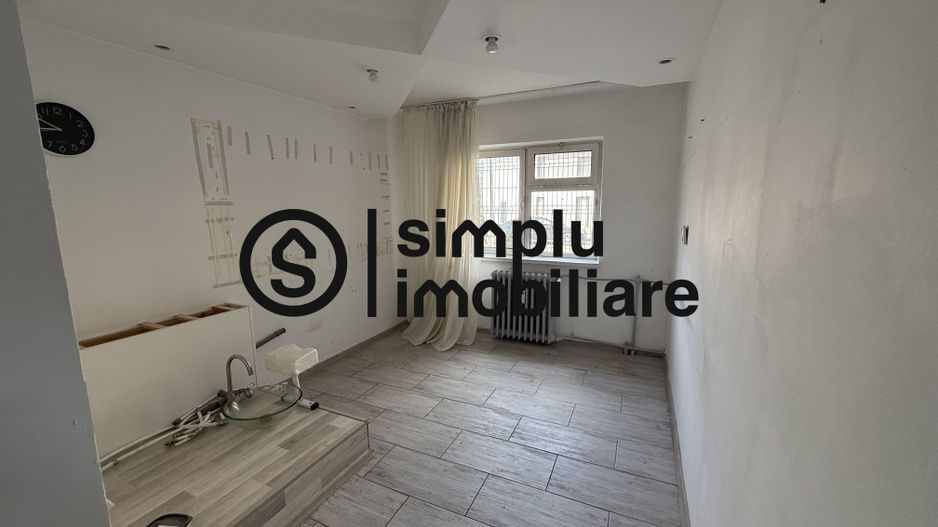Spatiu Comercial, parter, Sarari - 115 000 Euro - Poză 7