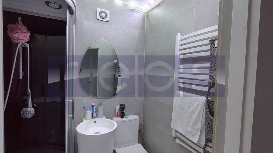 VANZARE 3 CAMERE I DECOMANDAT I MOBILAT I UTILAT I VALEA OLTULUI - Poză 12