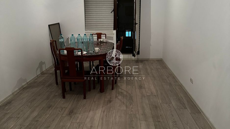 Apartament 3 camere spațios, finisat modern. - Poză 2