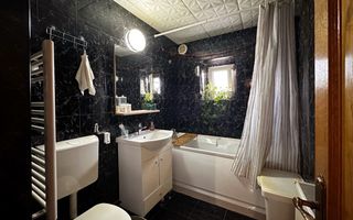 Apartament 2 camere, balcon, garaj - Baia Mare - Poză 7
