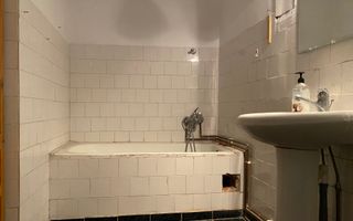 Vanzare apartament -3 camere la casă, etaj 1+pod+cota teren–Târgoviște - Poză 9