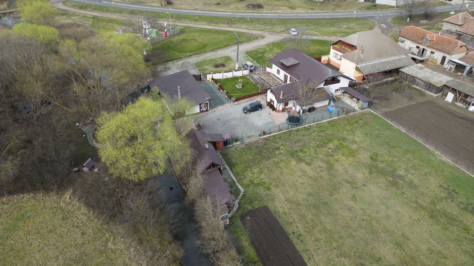 Proprietate imobiliară cu potențial extraordinar! - Poză 71