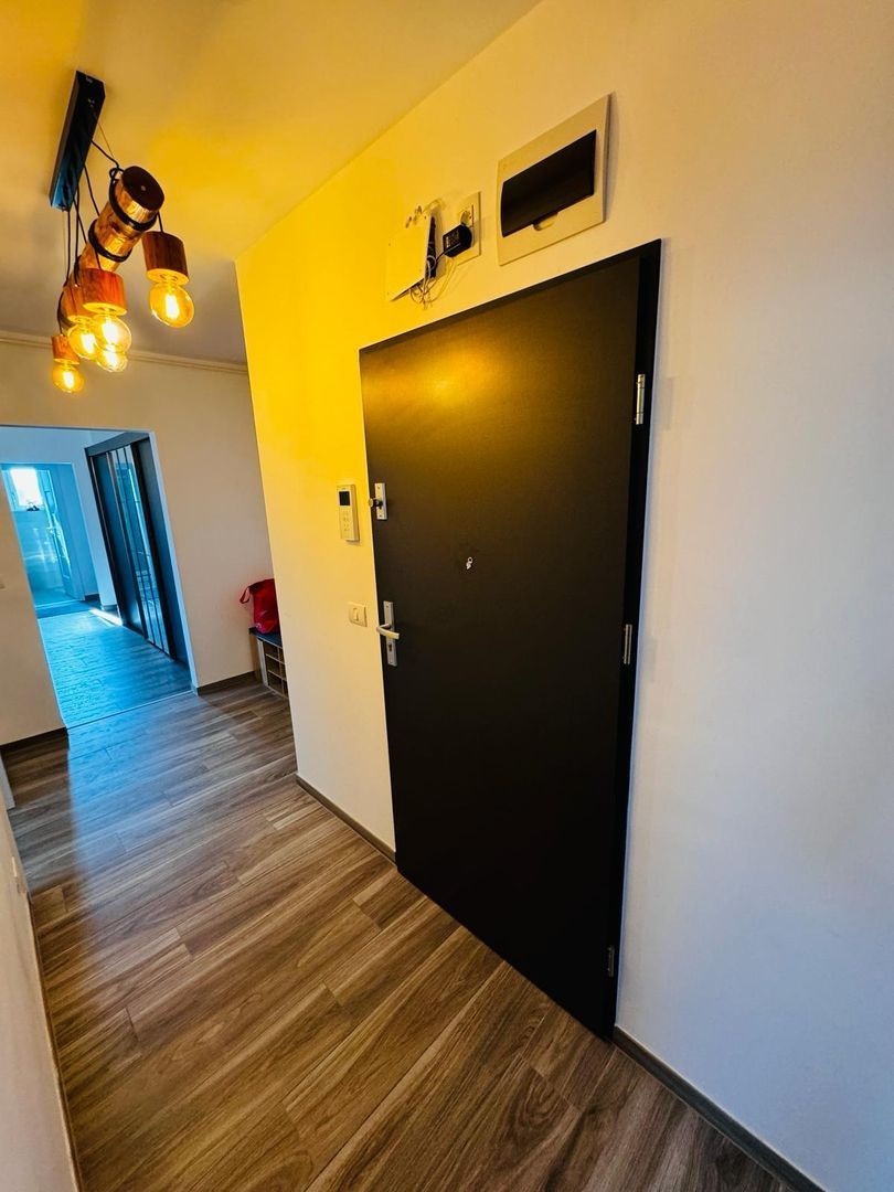 Apartament de inchiriat 3 camere 2 Baii Micalaca, parcare, bloc nou - Poză 19