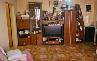 Apartament cu 3 camere ~ zona Brosteni / Colegiu ~ etaj 3 din 4 - Poză 4