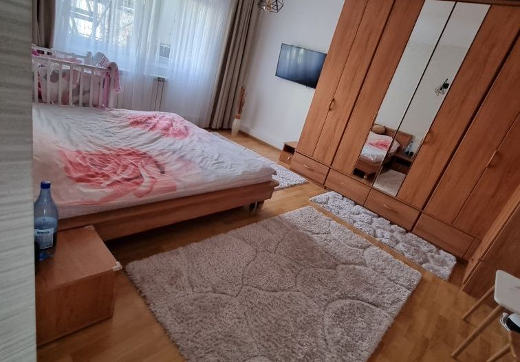 Apartament 4 camere modern - Poză 4