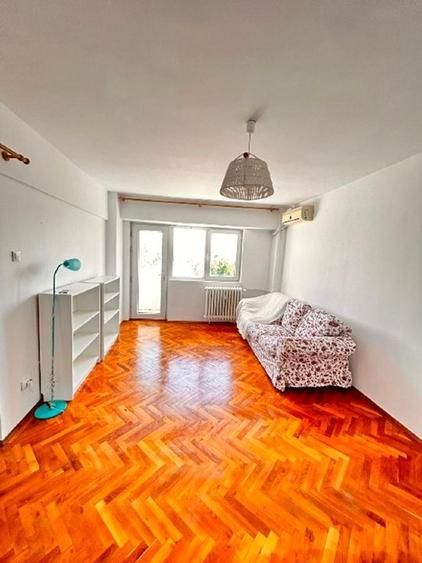 Garsonieră spațioasă, open space, balcon mare, Dorobanți – 3 min ASE - Poză 9