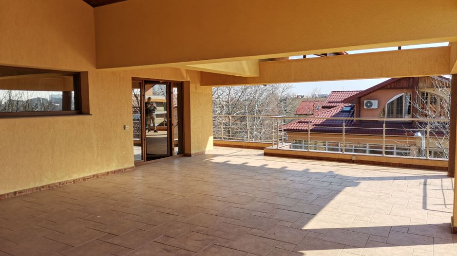 Vila str Garlei cu garaj dublu - Poză 21