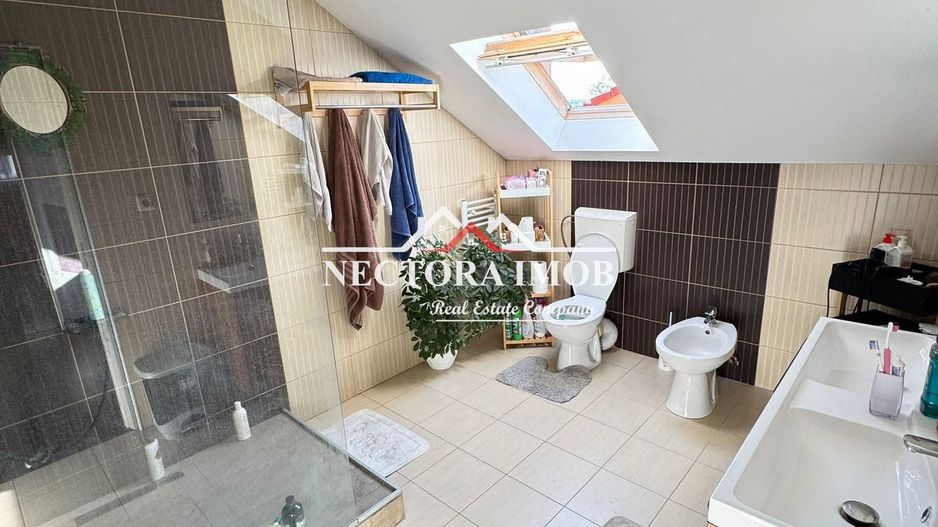 NECTORA IMOB Exclusivitate-Casa P+M,Str. Apateului,187 mp+450 mp teren - Poză 11